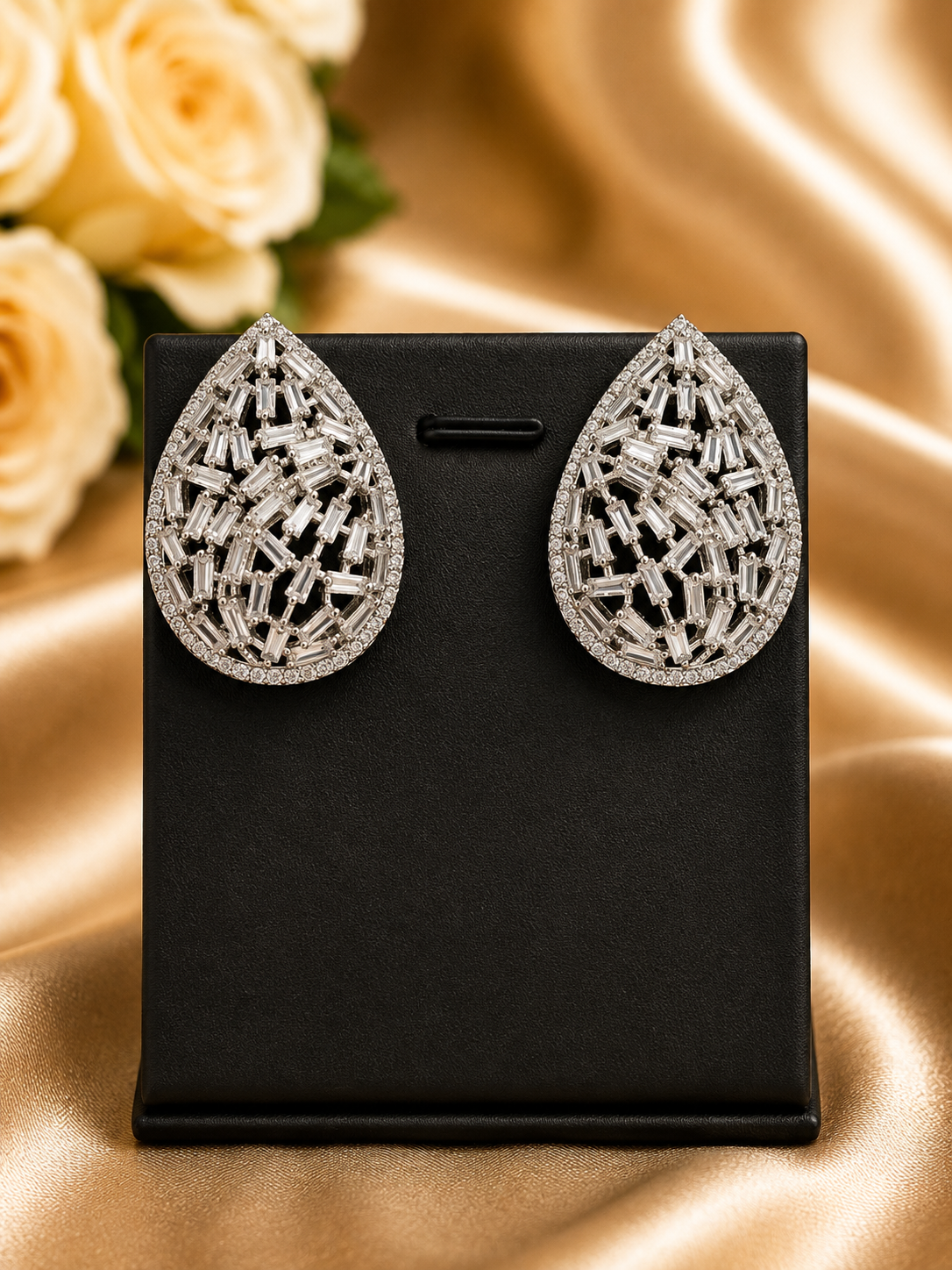 Zircon silver earrings 