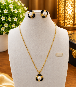 Chain-earring-pendant set