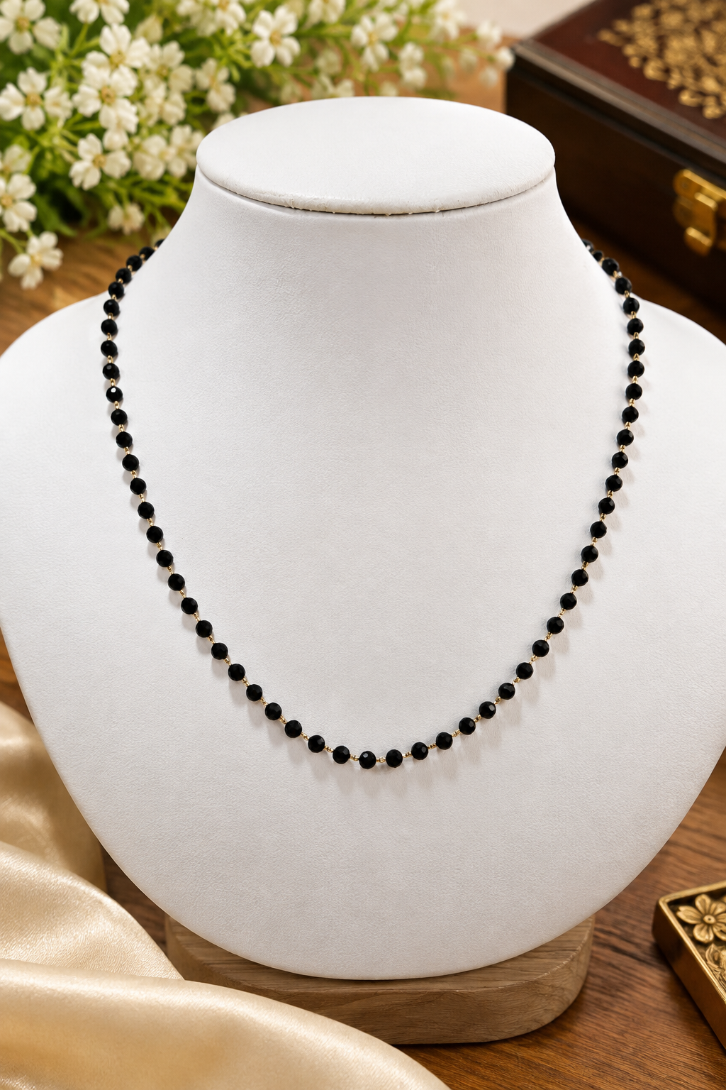 Black necklace 